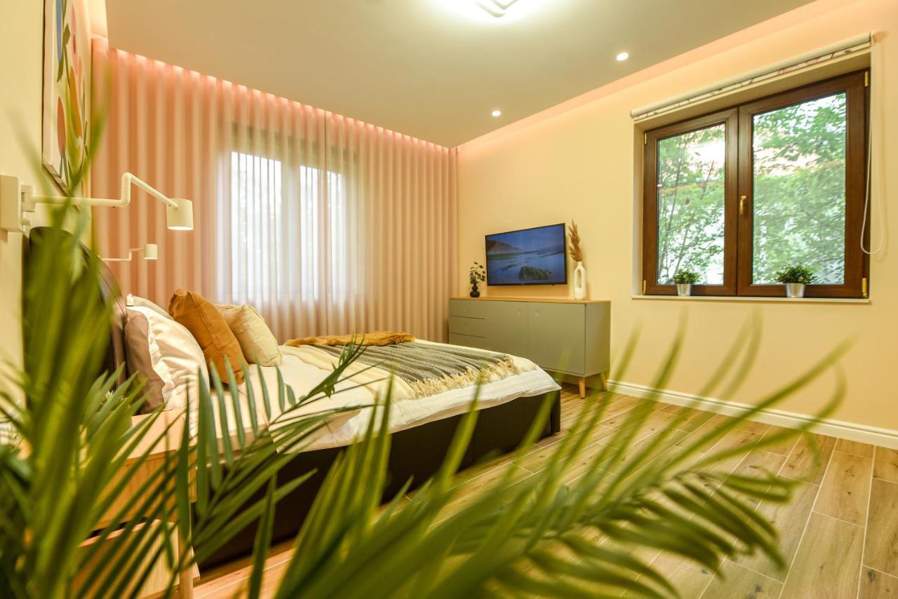 Green Leafy Brasov - Ideal 2 Bedroom Apartment Esterno foto