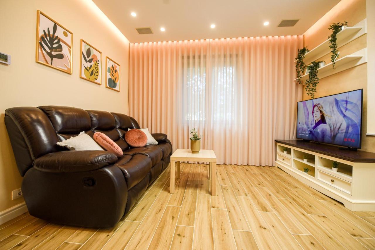 Green Leafy Brasov - Ideal 2 Bedroom Apartment Esterno foto
