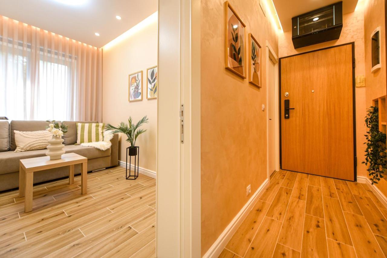 Green Leafy Brasov - Ideal 2 Bedroom Apartment Esterno foto