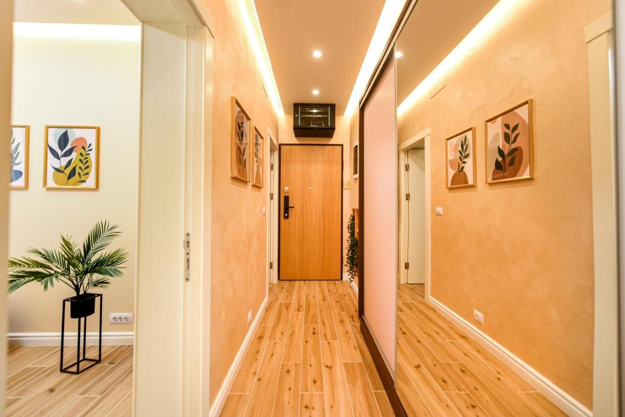 Green Leafy Brasov - Ideal 2 Bedroom Apartment Esterno foto