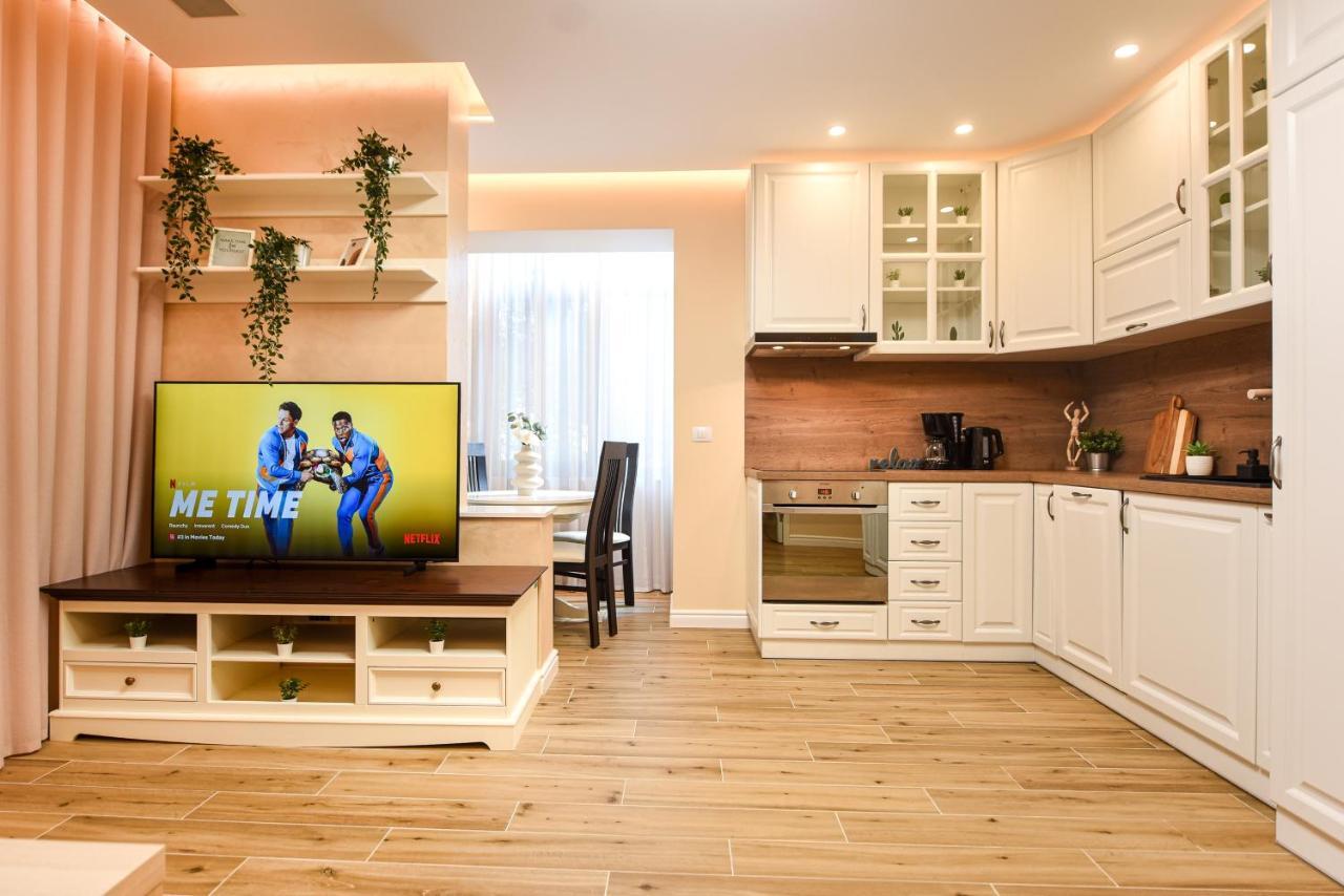 Green Leafy Brasov - Ideal 2 Bedroom Apartment Esterno foto