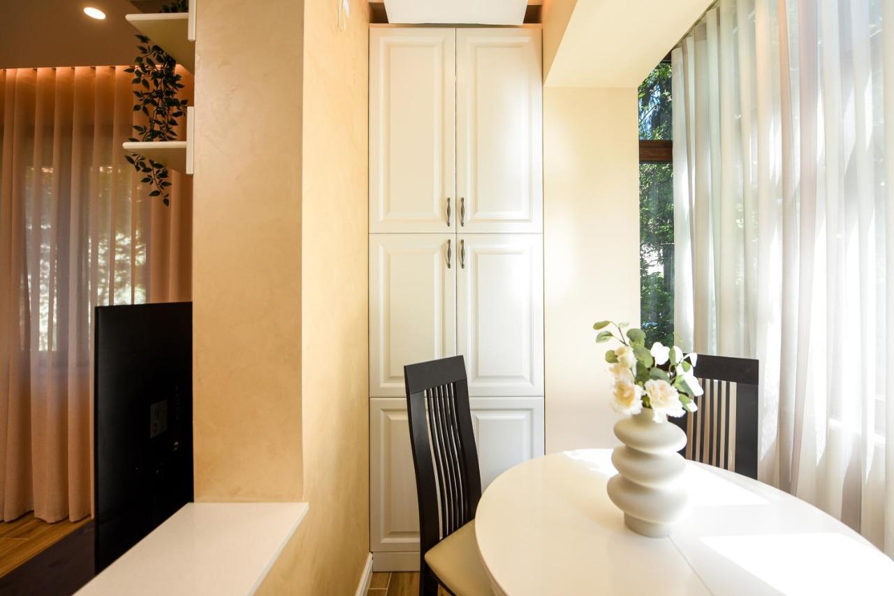Green Leafy Brasov - Ideal 2 Bedroom Apartment Esterno foto