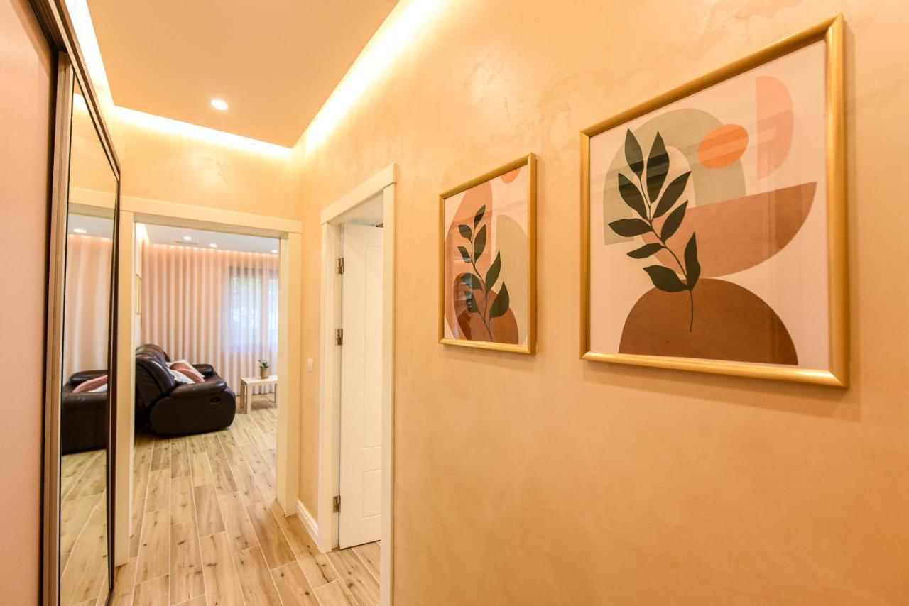 Green Leafy Brasov - Ideal 2 Bedroom Apartment Esterno foto