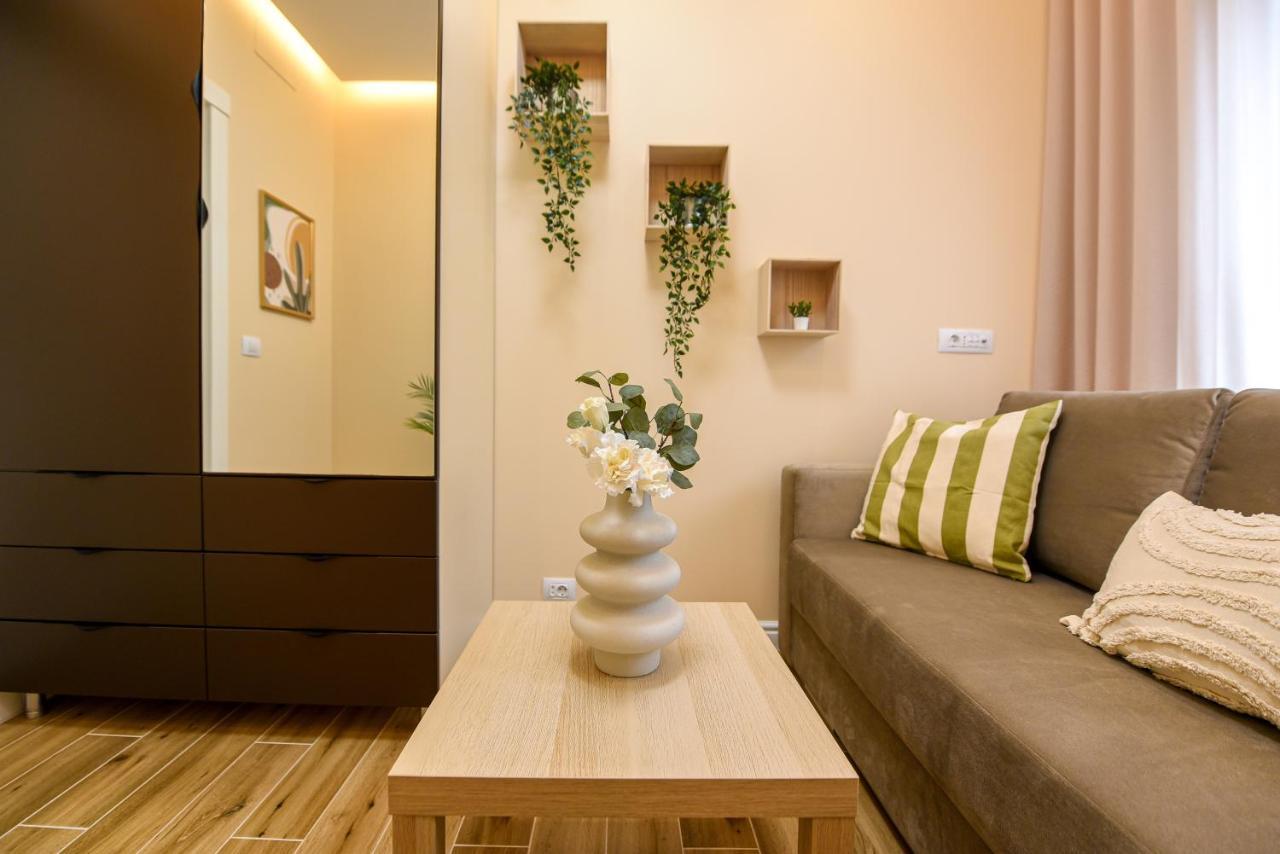 Green Leafy Brasov - Ideal 2 Bedroom Apartment Esterno foto